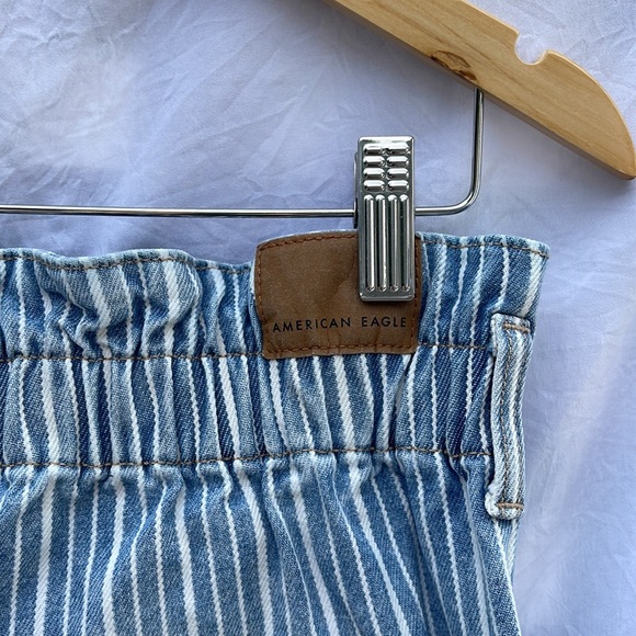 American Eagle Pinstripe Paperbag Waist Button Up High Waist Jeans Size 8 Short - Picture 9 of 11